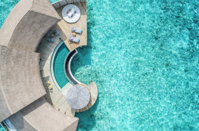 Intercontinental Maamunagau Resort (洲際酒店)